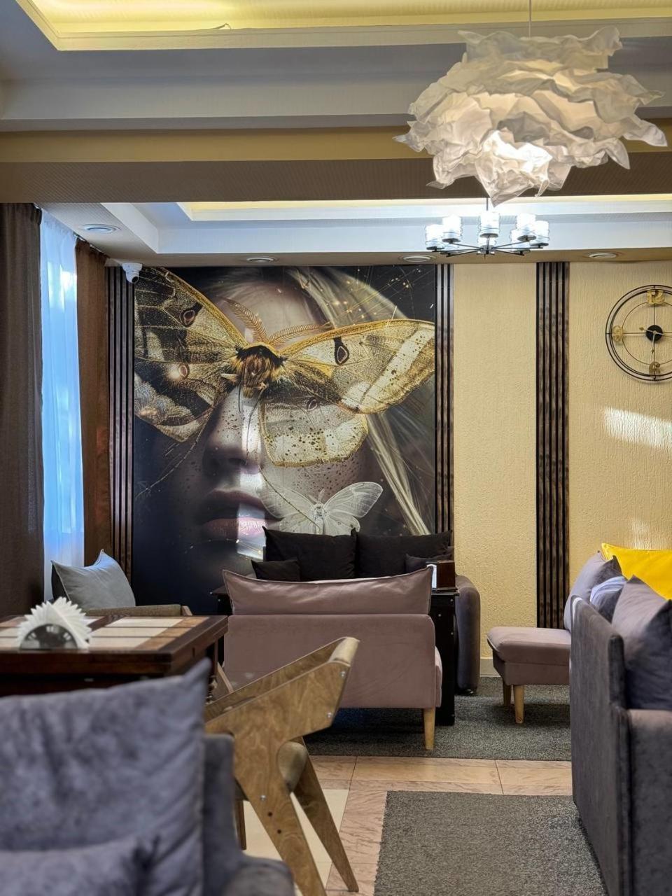 Shanyrak Hotel Temirtau Esterno foto